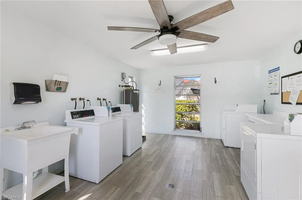 240 N Collier BLVD Unit D5, Marco Island, FL 34145 (21)