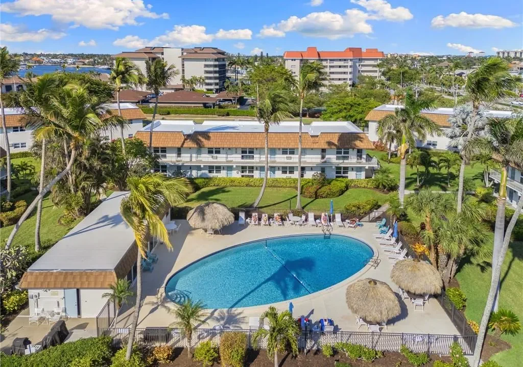 240 N Collier BLVD Unit D5, Marco Island, FL 34145 (22)