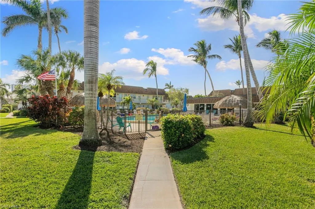 240 N Collier BLVD Unit D5, Marco Island, FL 34145 (24)
