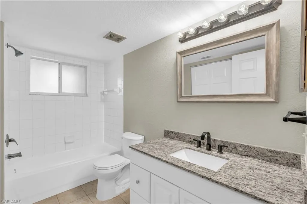 8271 Key Royal CIR Unit 932, Naples, FL 34119 (24)