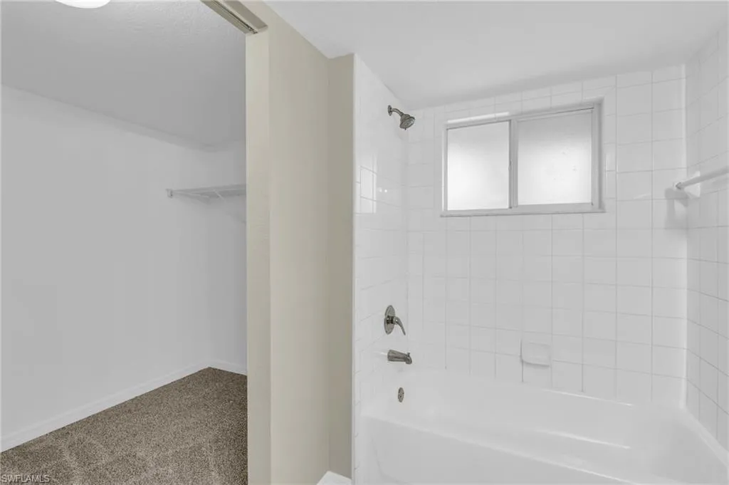 8271 Key Royal CIR Unit 932, Naples, FL 34119 (25)
