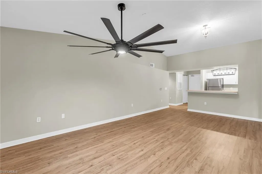 8271 Key Royal CIR Unit 932, Naples, FL 34119 (7)
